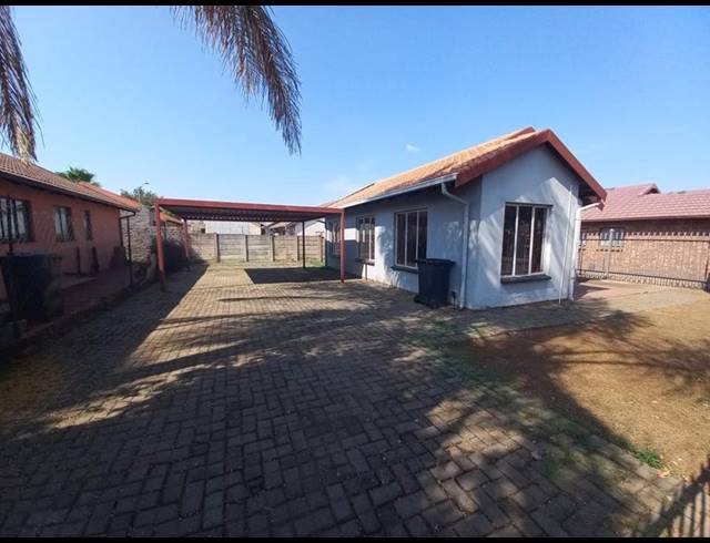 2 BEDROOM HOUSE FOR SALE IN DANVILLE